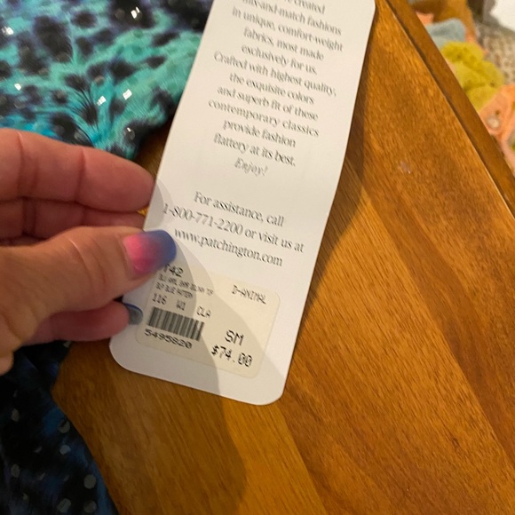 Clara sun woo poly sparkly top sm NWT - Picture 4 of 5